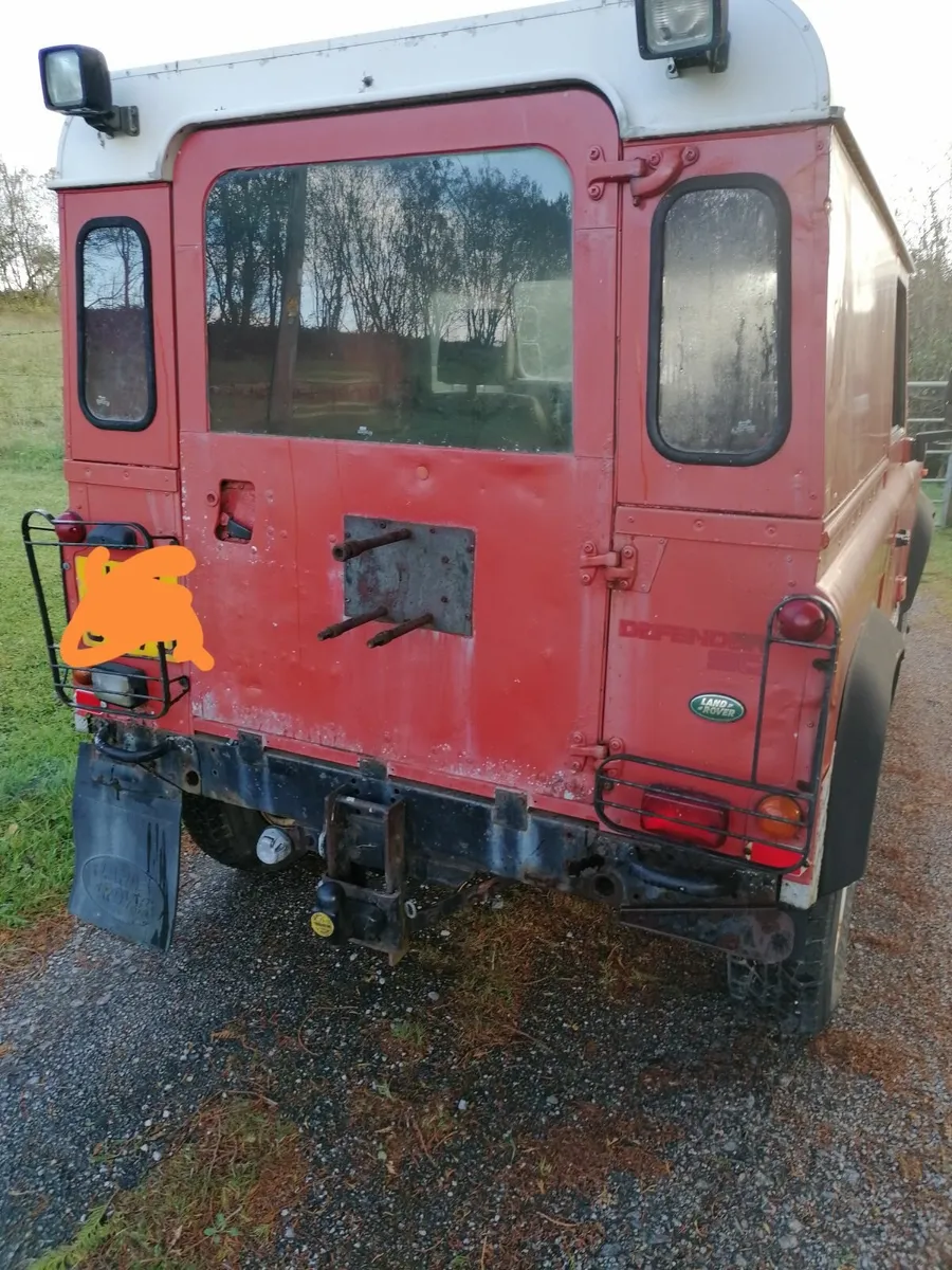 Land Rover 90 - Image 2