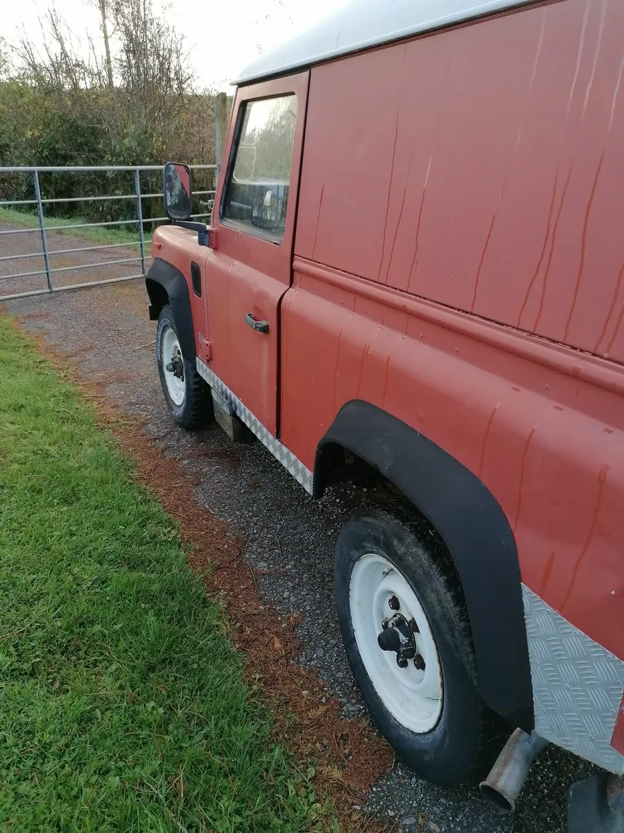 Land Rover 90 - Image 4