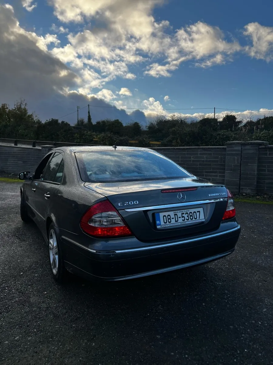 2008 Mercedes E200 Auto - Image 2
