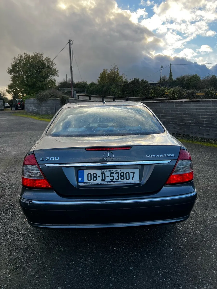 2008 Mercedes E200 Auto - Image 4