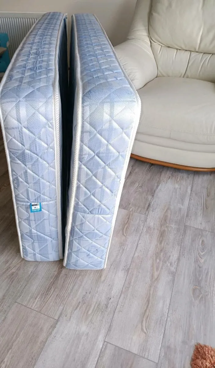 Free to take away 2 single mattresses , spotless - Image 1