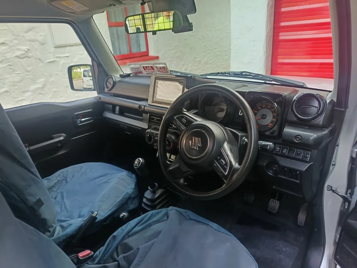Suzuki Jimny 2024 - Image 2