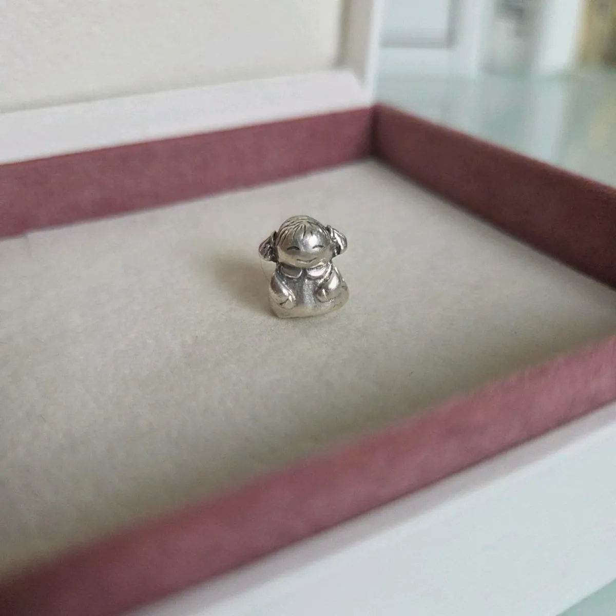 Pandora charm little girl - Image 2