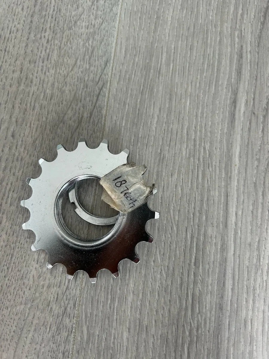 Fixie bike gear - Image 1