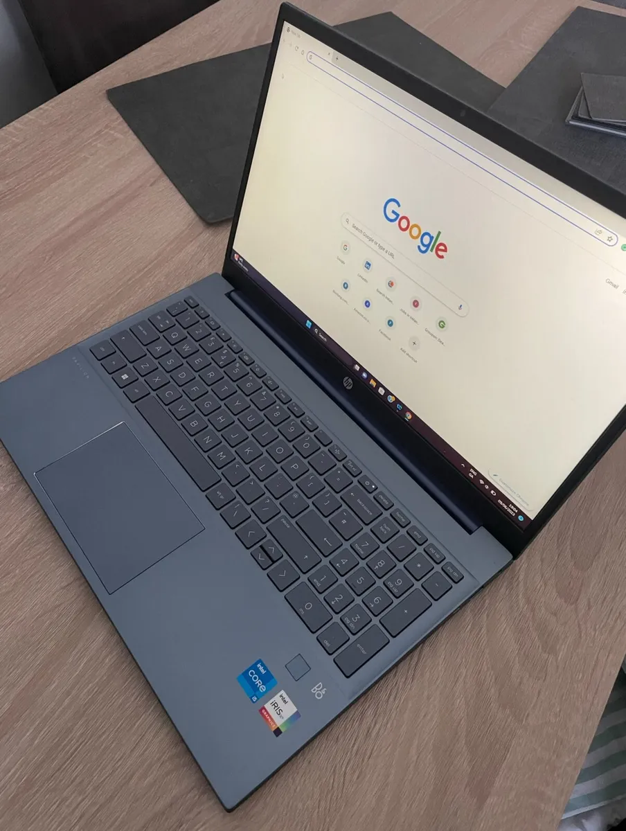 HP Pavilion 15 - i5 8GB 512GB SSD Fog Blue - Image 1