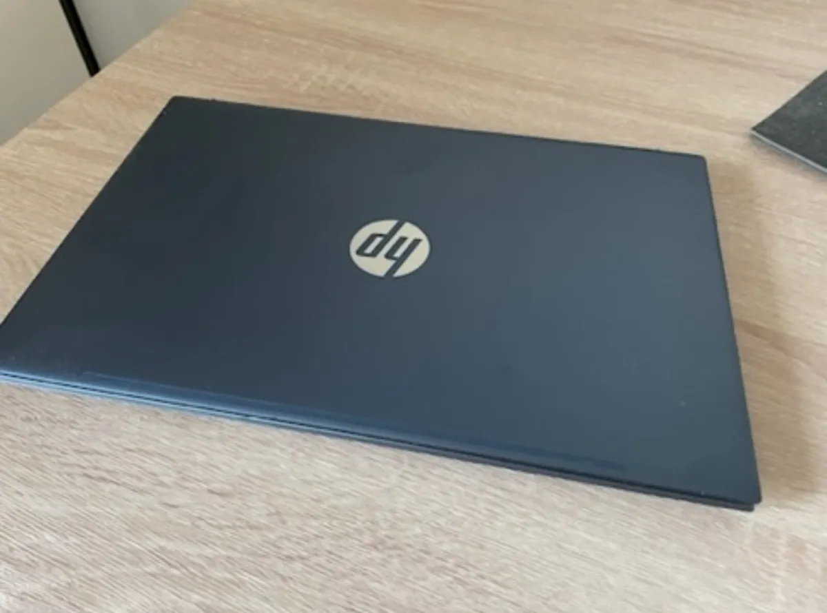 HP Pavilion 15 - i5 8GB 512GB SSD Fog Blue - Image 2