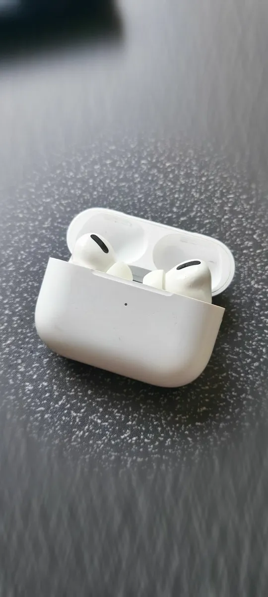 Airpods Pro 2 - Image 2