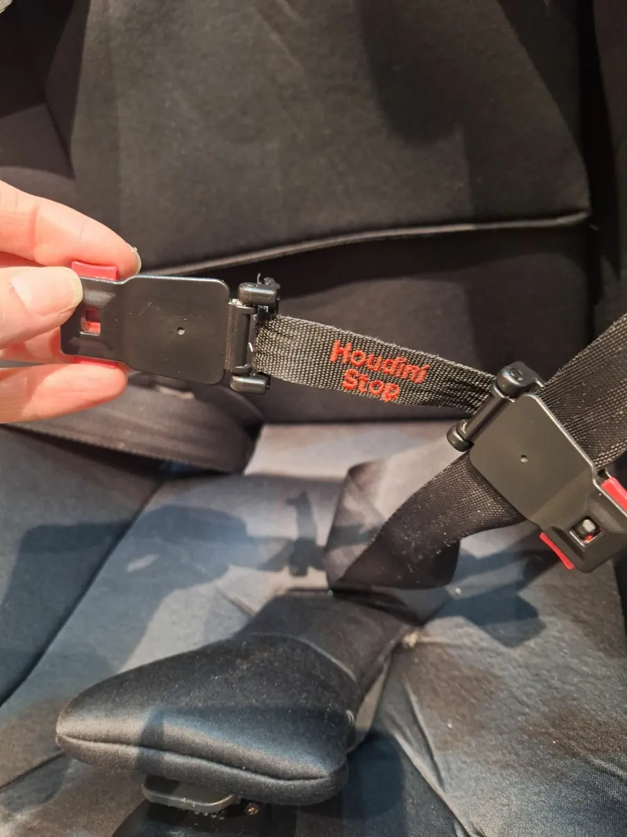 Joie I-spin 360 Baby Car seat - Image 2