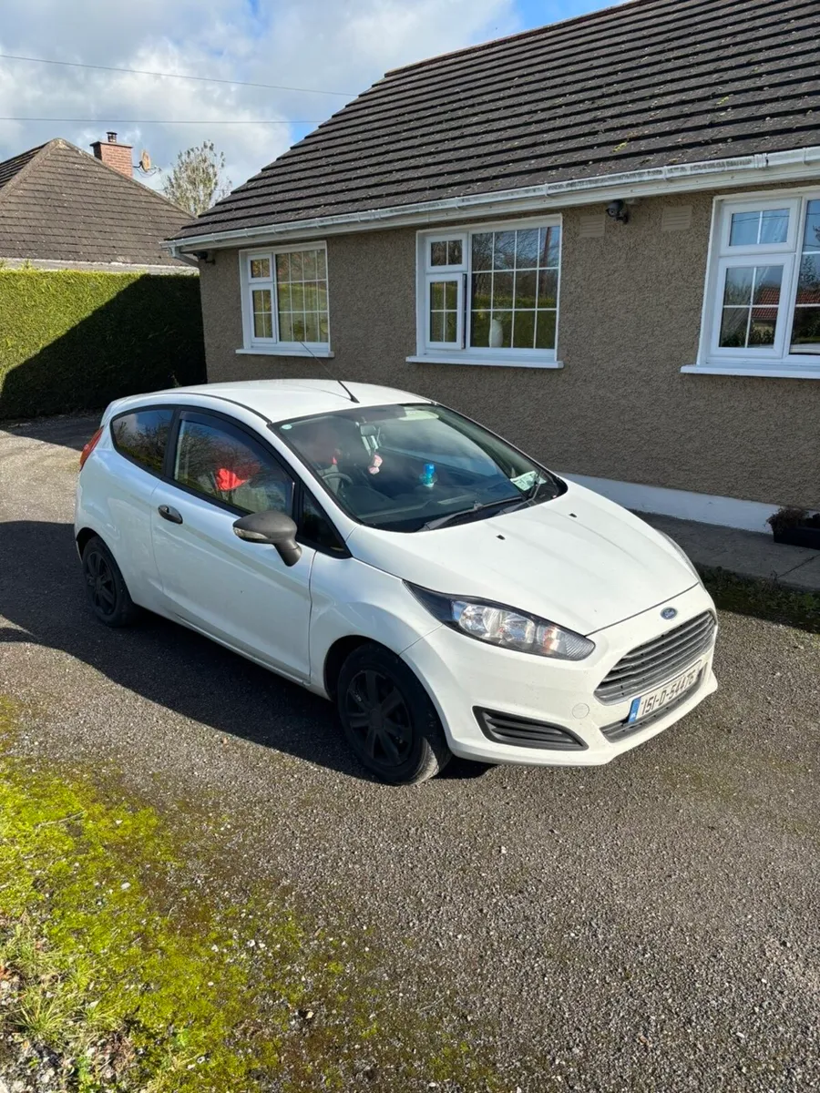 151 Ford fiesta - Image 2