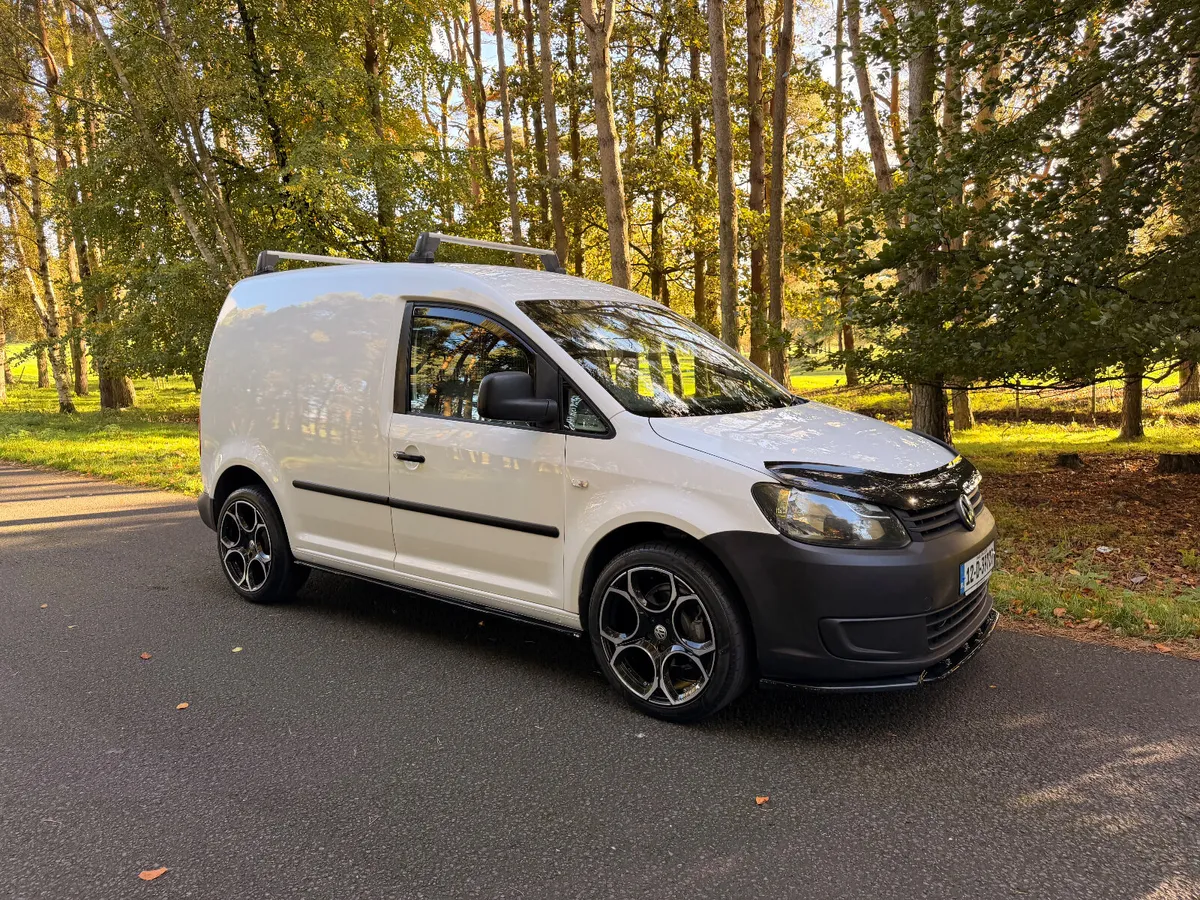 Volkswagen Caddy 2012 TDI - Image 1
