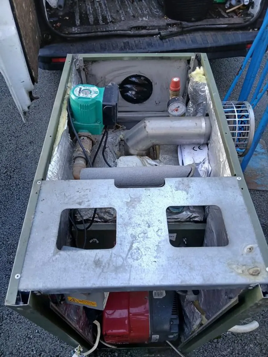 External condensing oil boiler - Image 3