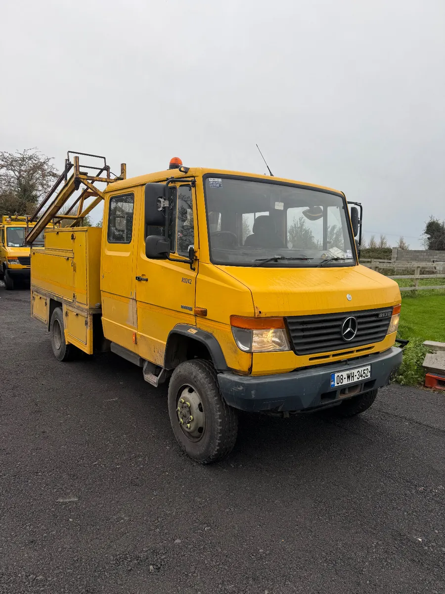Mercedes Vario 4x4 2008 - Image 2