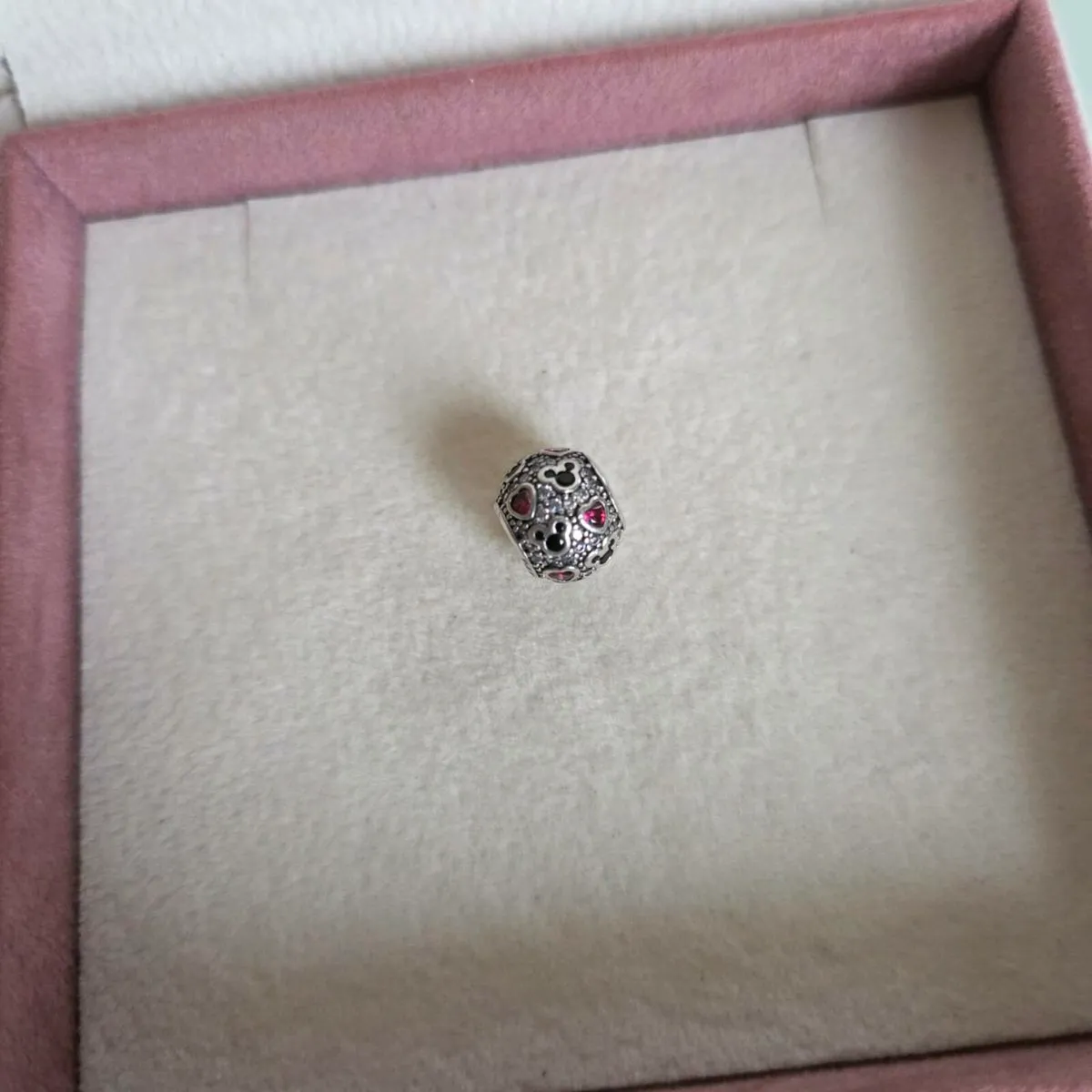 Pandora sparkly charm Minnie&Mickey - Image 3