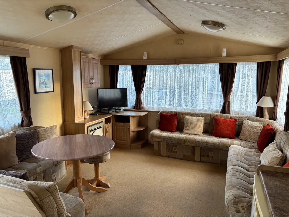 Mobile Home - Image 2