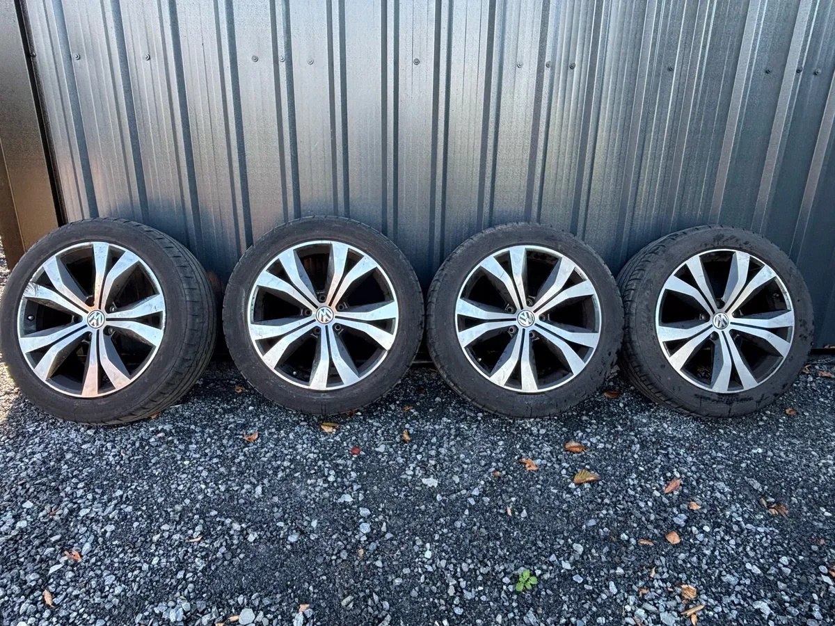 VW Touareg 20” Alloys - Image 1