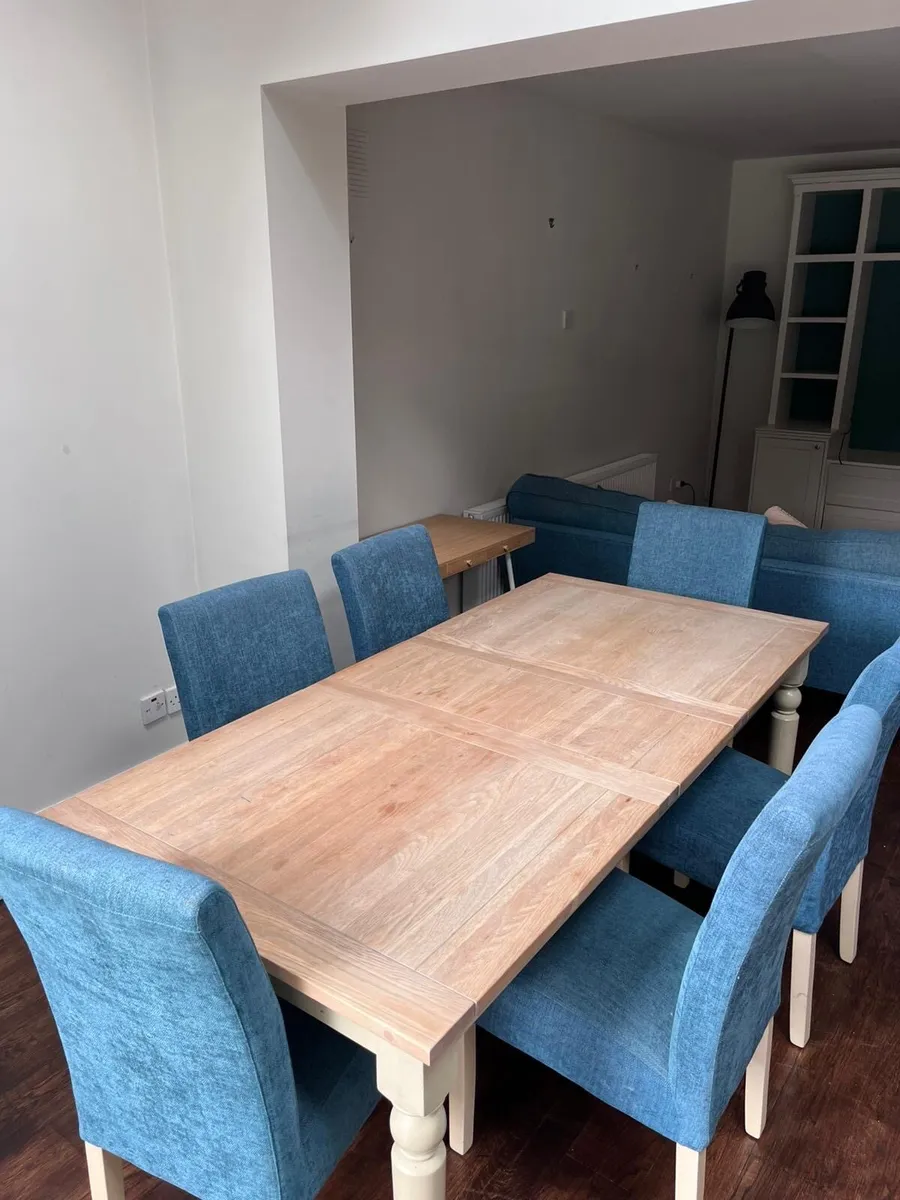 Dining table and chairs - Image 2