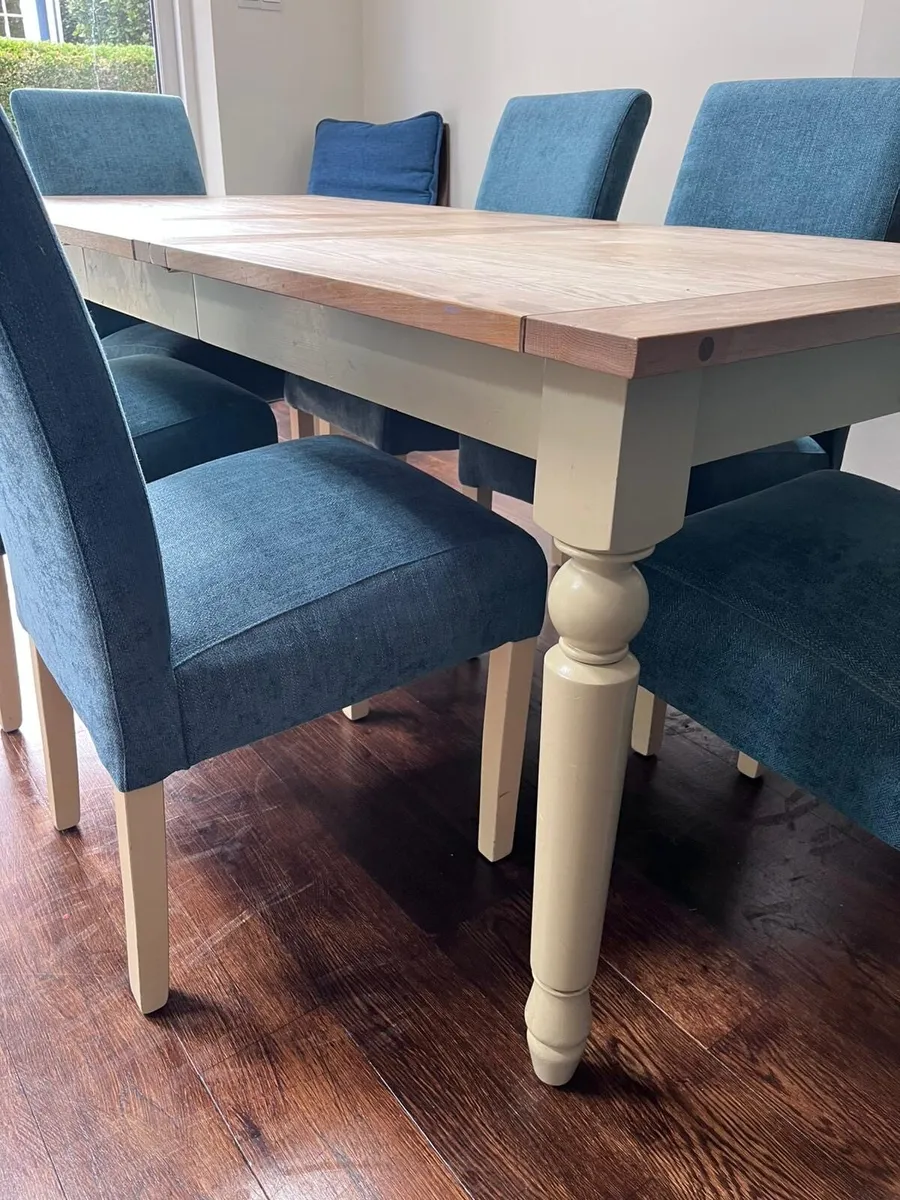 Dining table and chairs - Image 3