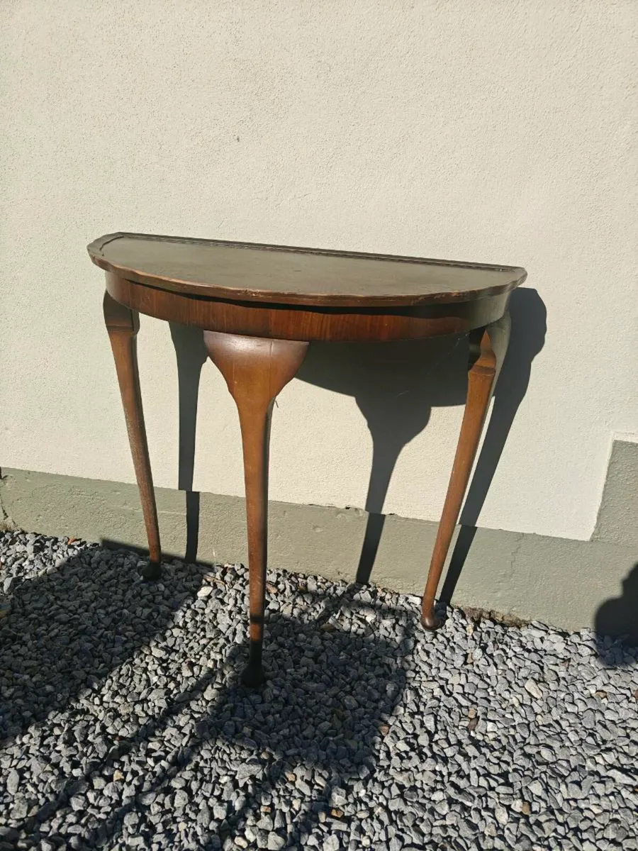 Free table