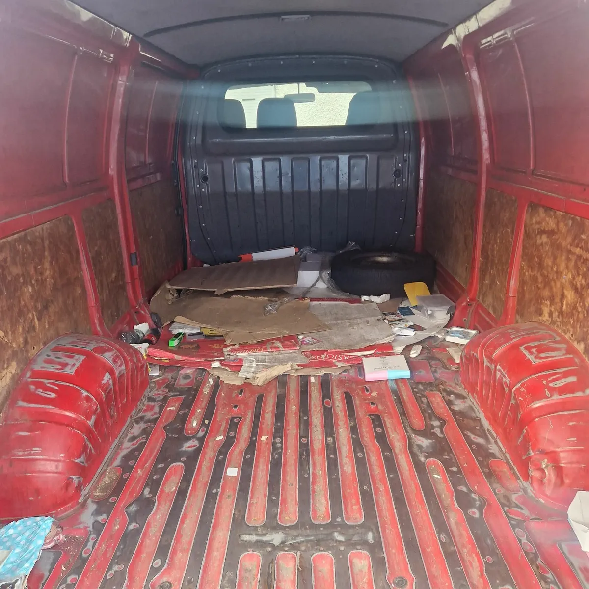 Toyota HiAce 2007 - Image 2