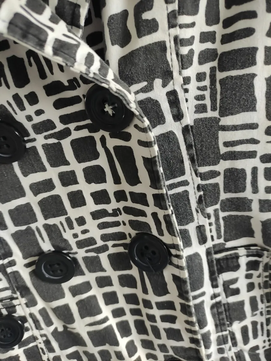 Outwear blazer jacket fits X's s small m worn - Image 2