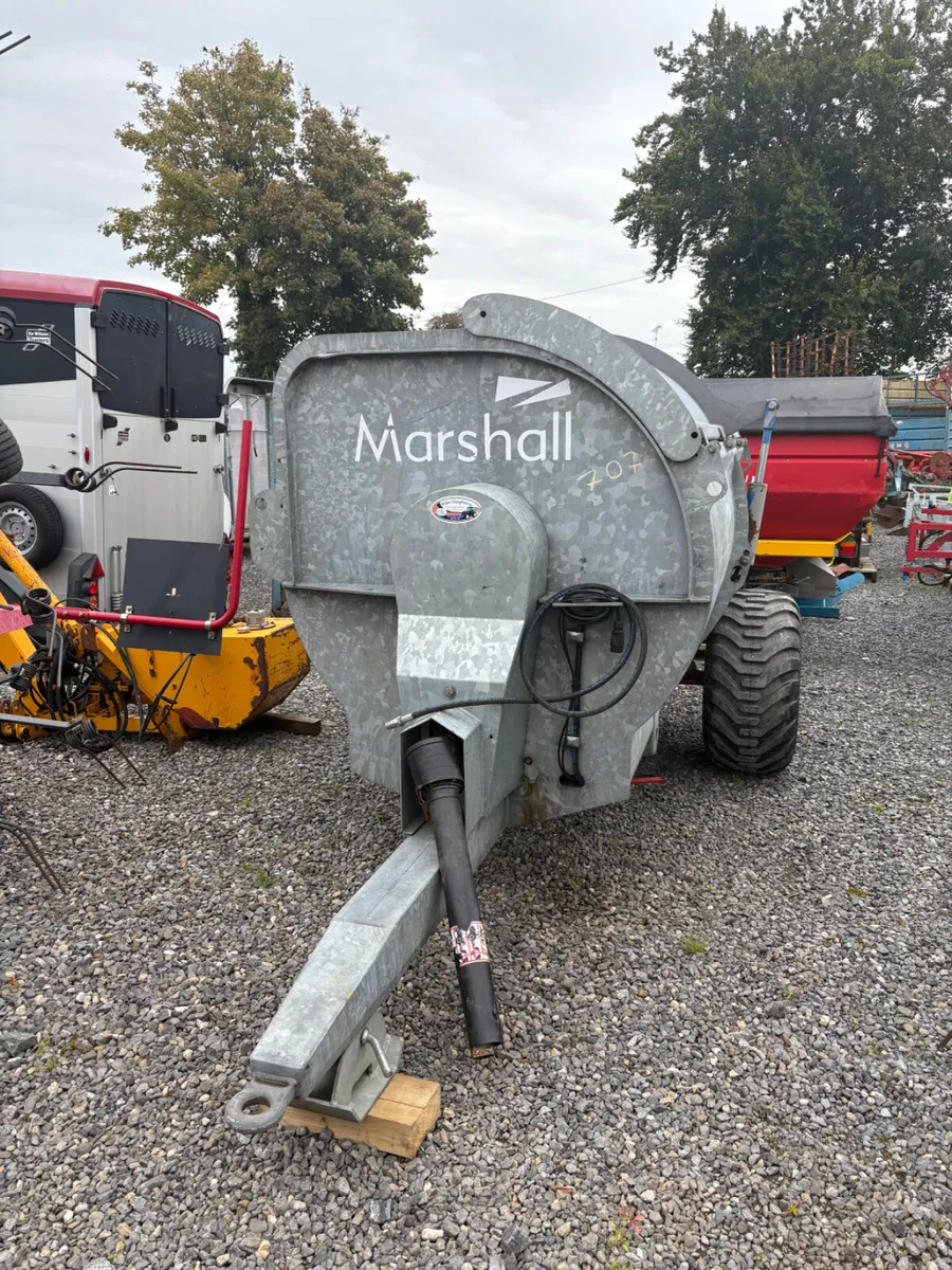 Marshall muckspreader - Image 1