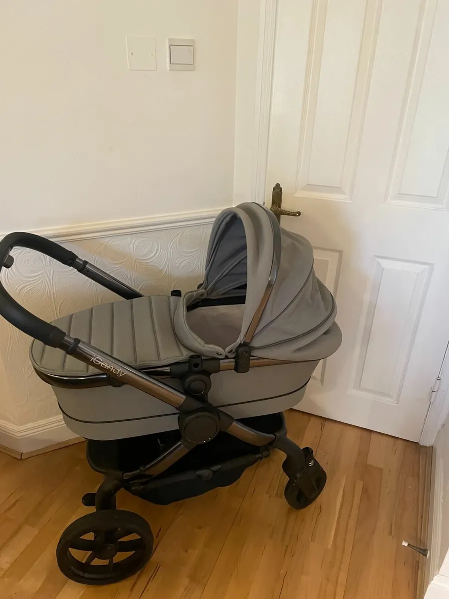 iCandy Peach 7 Dark Grey Complete Pushchair Bundle - Image 3