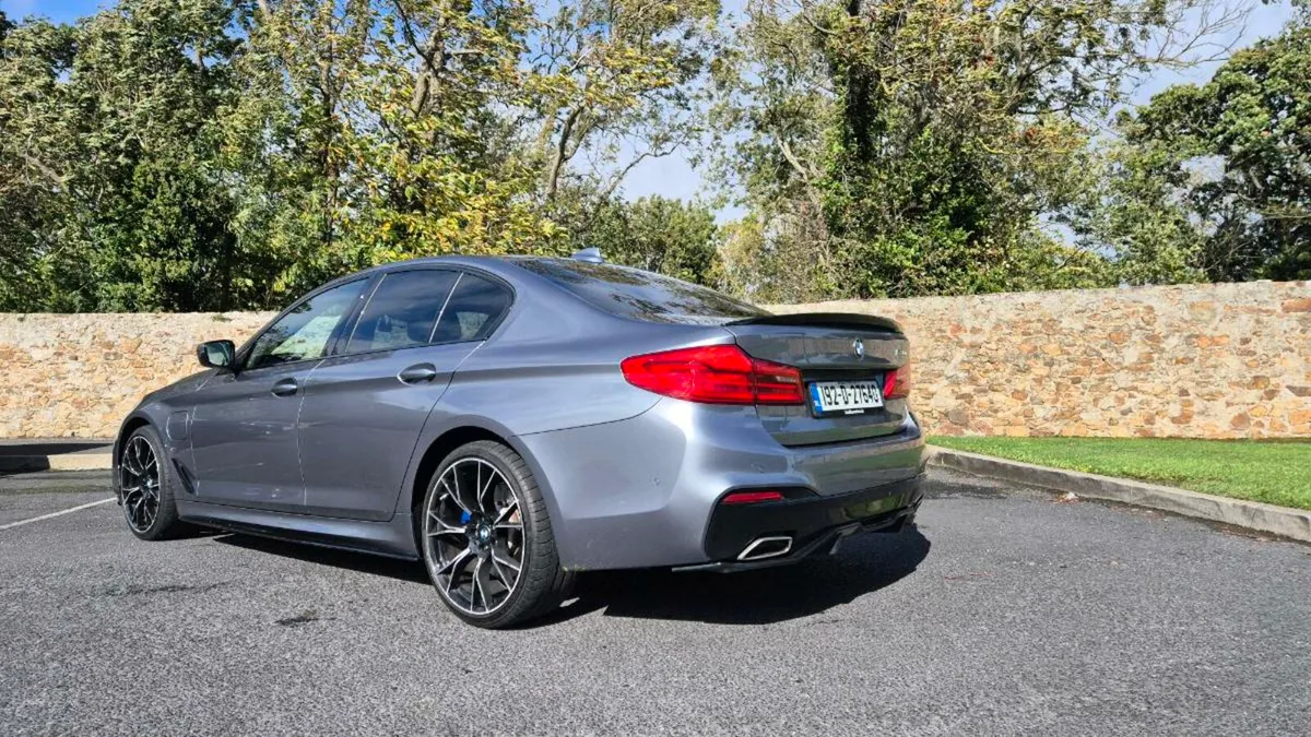 *Stunning BMW 530e M Sport - Image 4