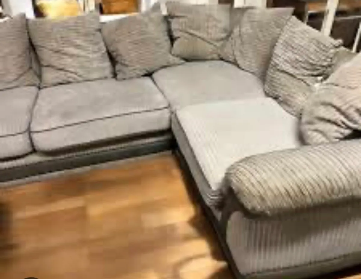 corduroy L-shaped corner sofa with throw pillows. - Image 3