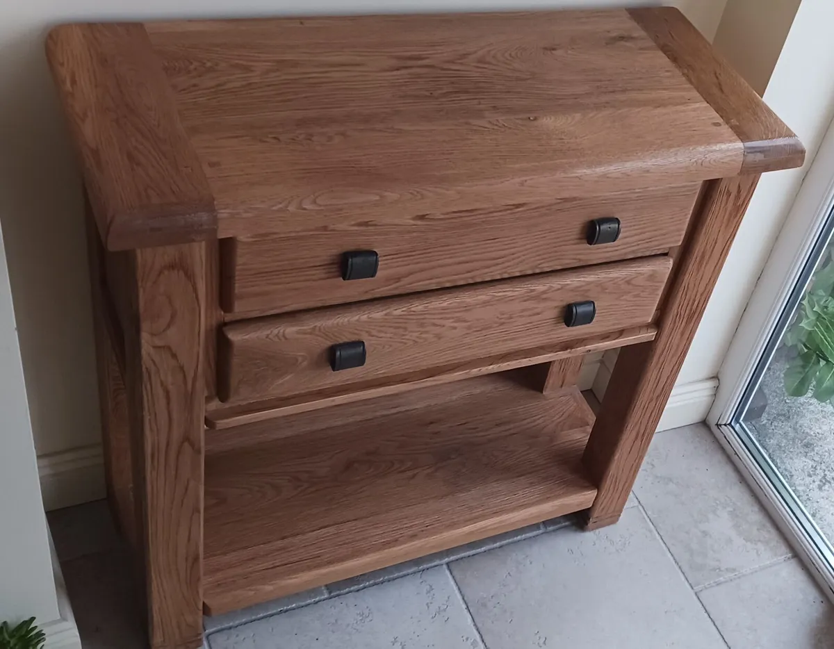 Hall table - Image 1