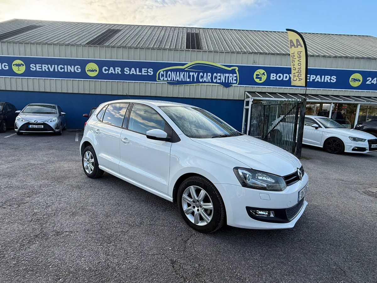 One Owner Vw Polo Highline 1.2 Petrol Tsi Auto - Image 4