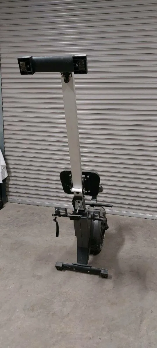 EXCERCISE ROWING MACHINE - Image 3
