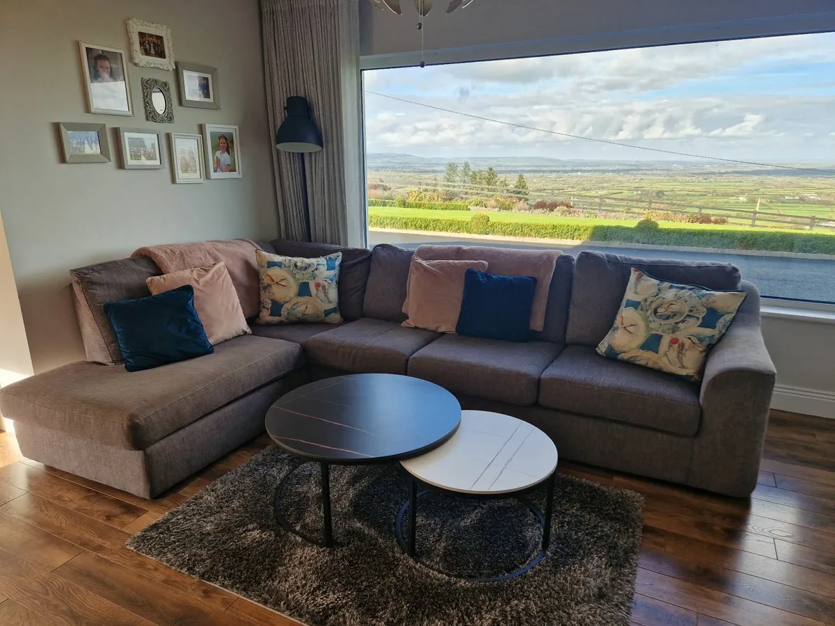Couch - Image 1