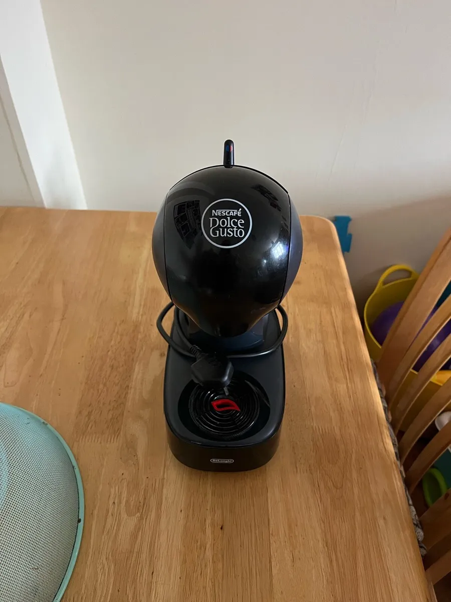 Delonghi Dolce Gusto Coffee Machine - Image 1