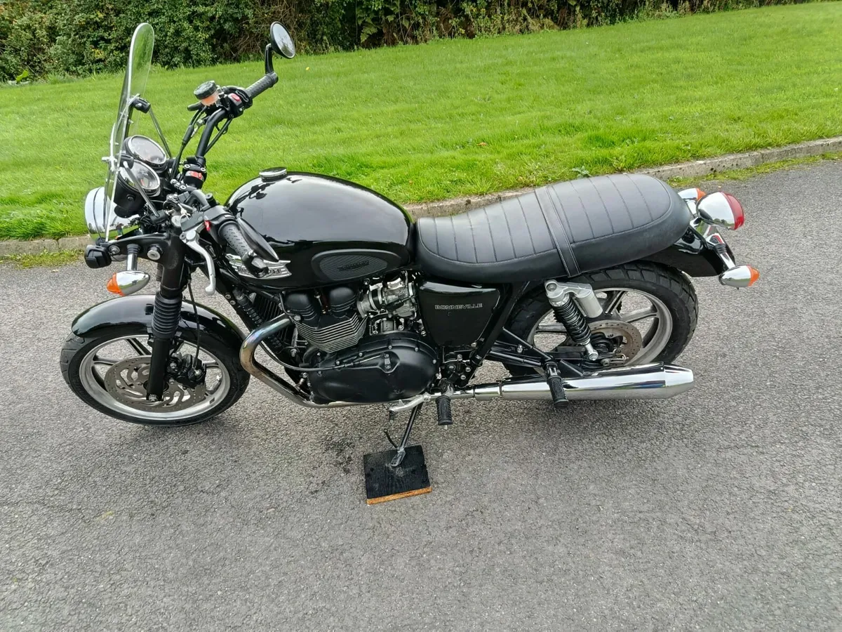 Motorcycle - Image 1