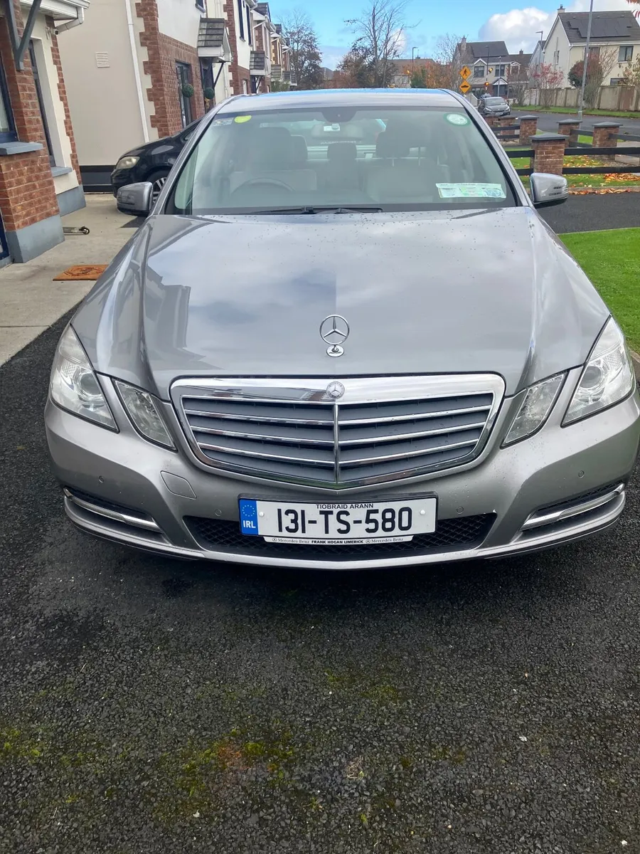 Mercedes-Benz E-Class 2013 - Image 3