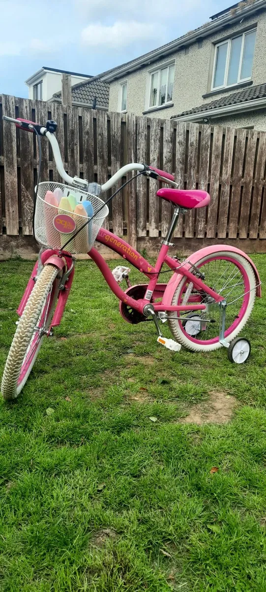 Smyth toys store bike 20" our generation - Image 1