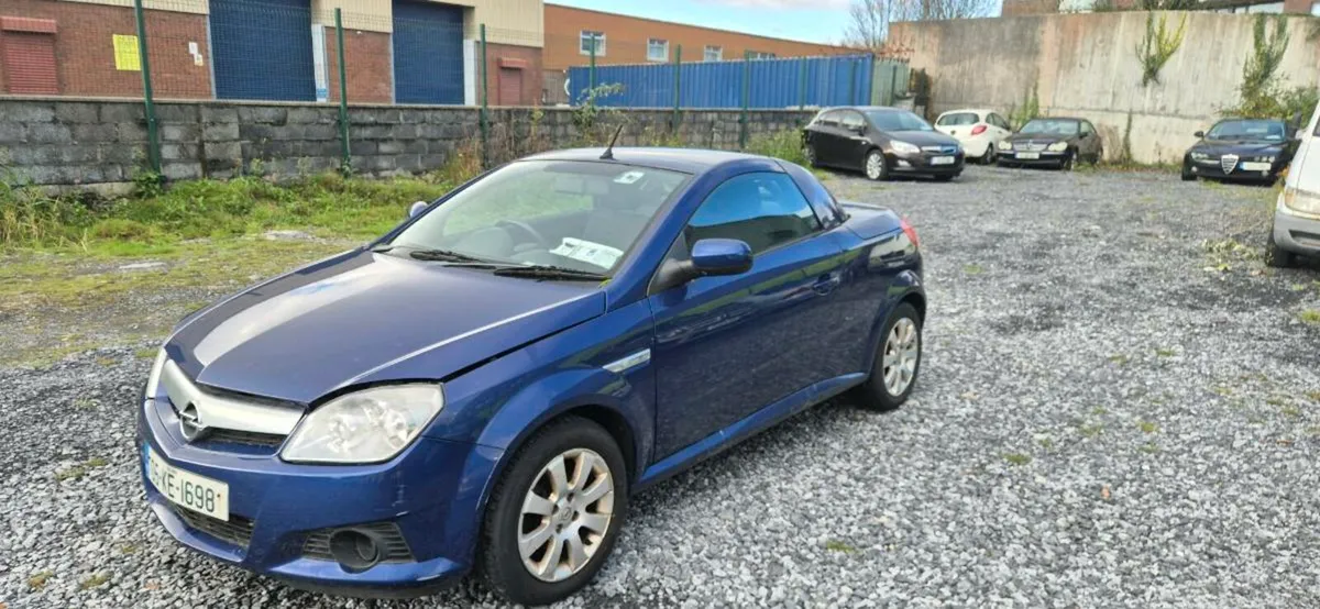 Opel Tigra convertible low Milage 74 000km - Image 4