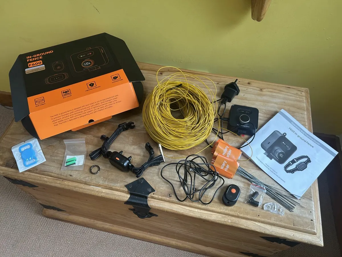 F600 Heavy Duty Rechargeable Dog Fence - Image 1