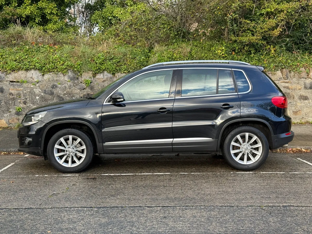 VOLKSWAGEN TIGUAN 2011 4MOTION 4WD - Image 2