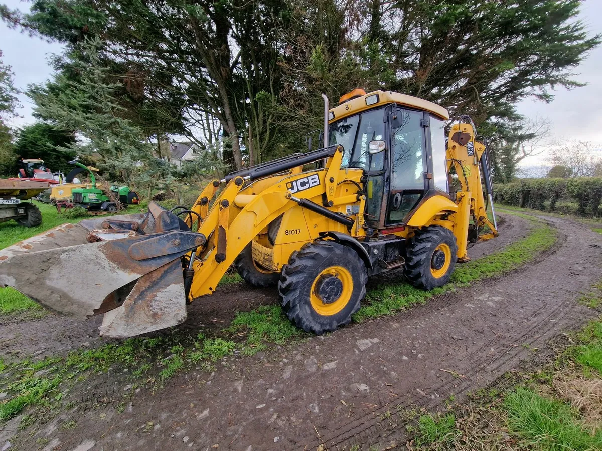 JCB 2CX Streetmaster Digger Breaker 4 in 1 Loader - Image 4
