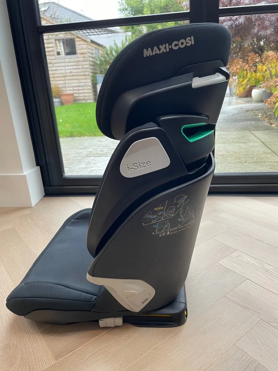 Maxi Cosi Kore Pro I-size adjustable child seat - Image 2