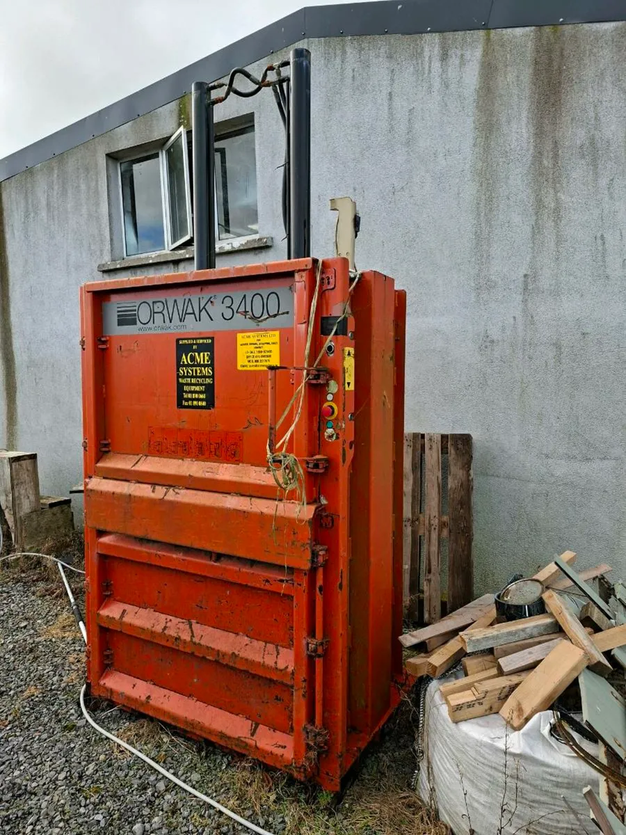 Baler - Image 1