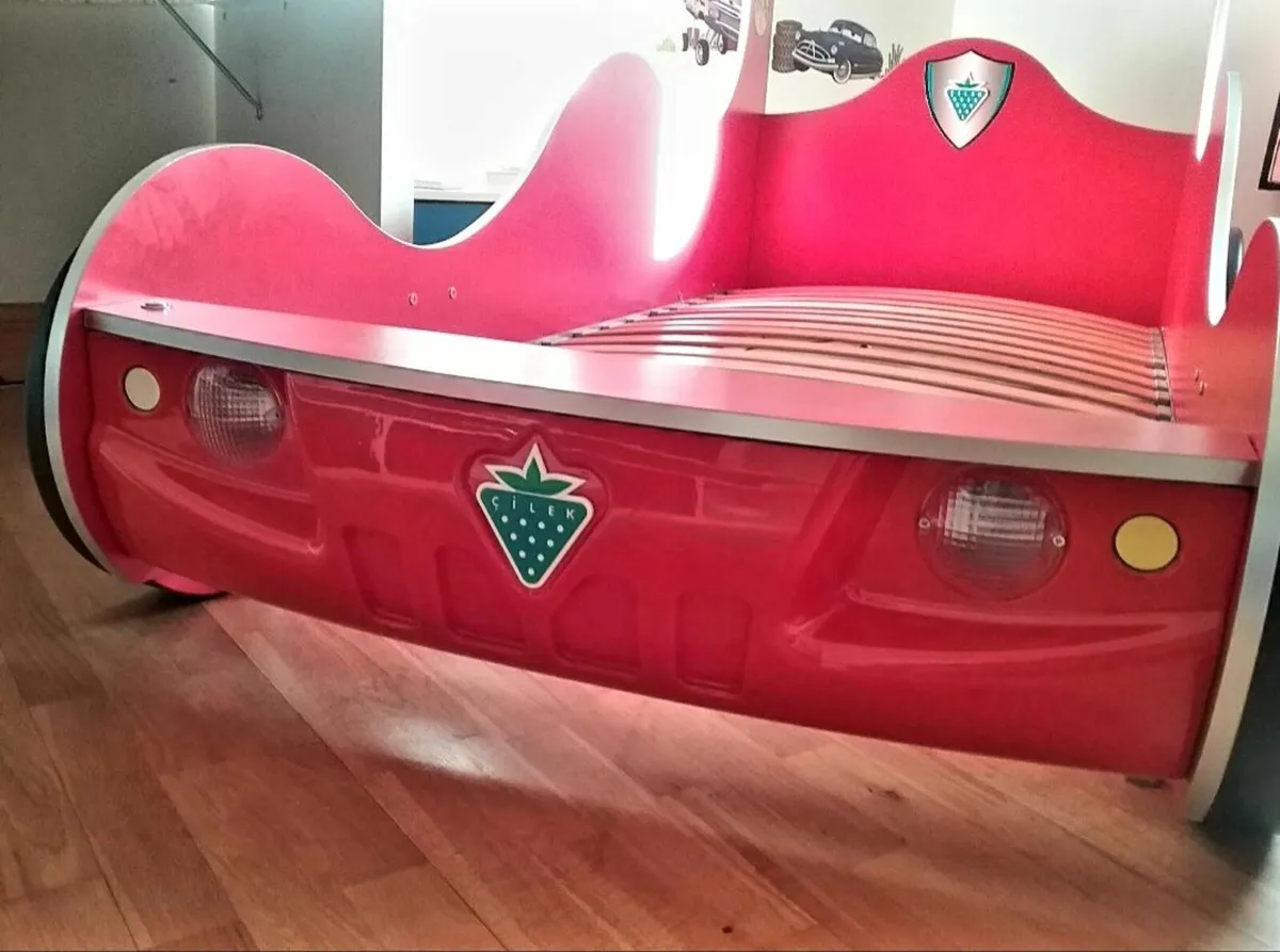 Cilek 3ft Red Racing car bed - Image 3