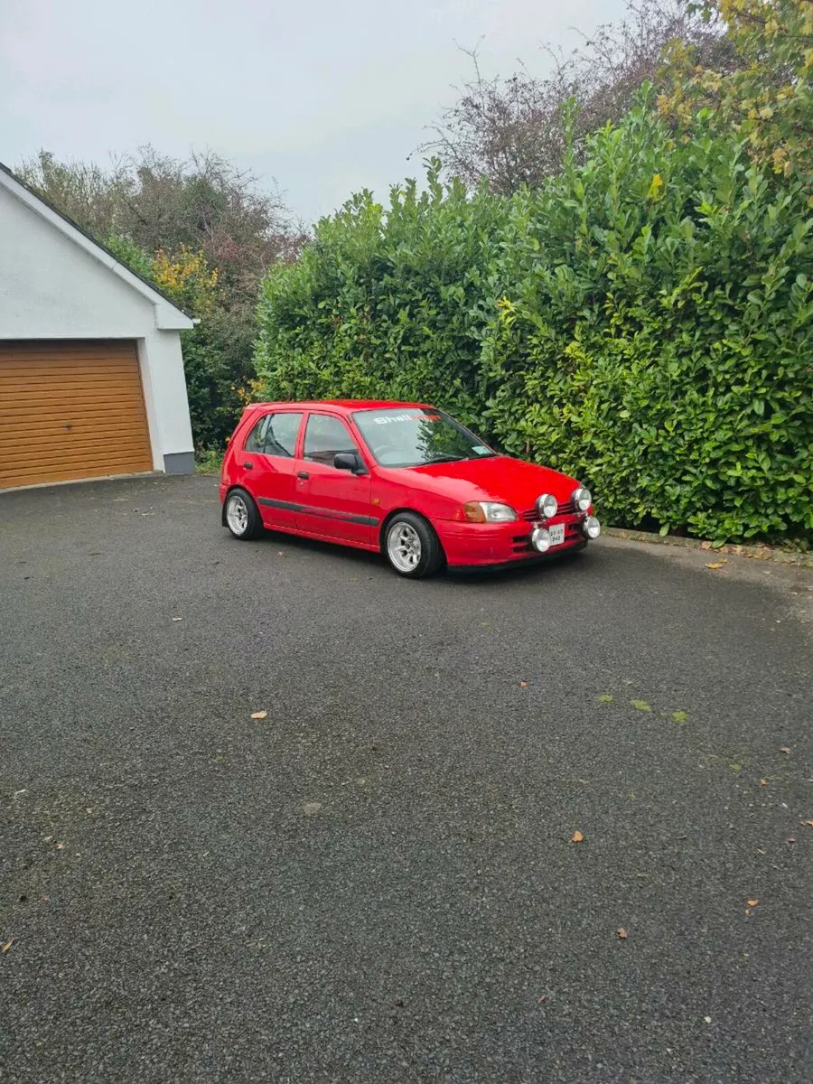 Toyota starlet - Image 1