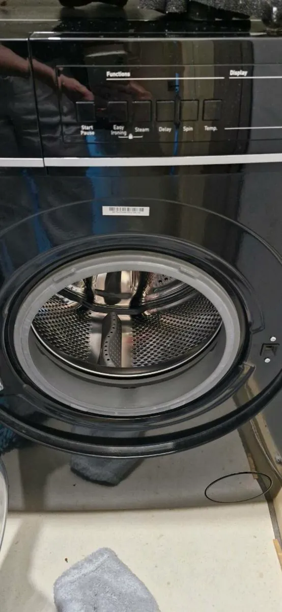 Sharp Washing machine - Image 3