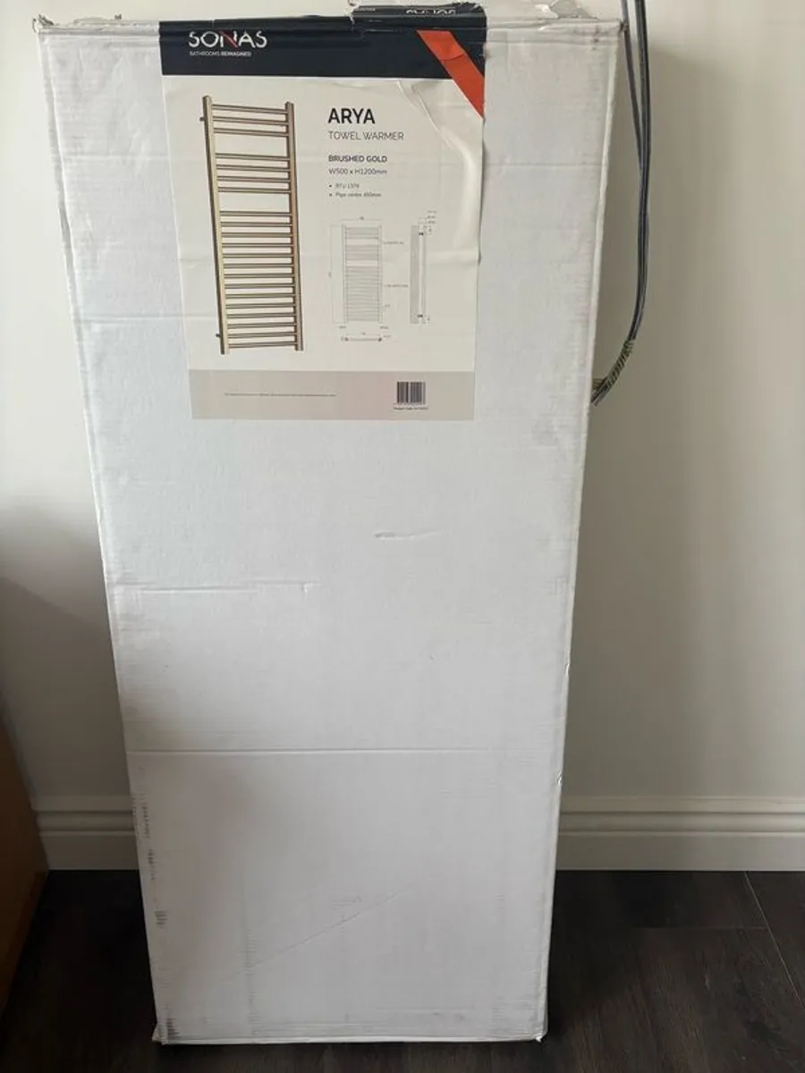 Sonas Towel Warmer - Brushed gold - brand new - Image 3