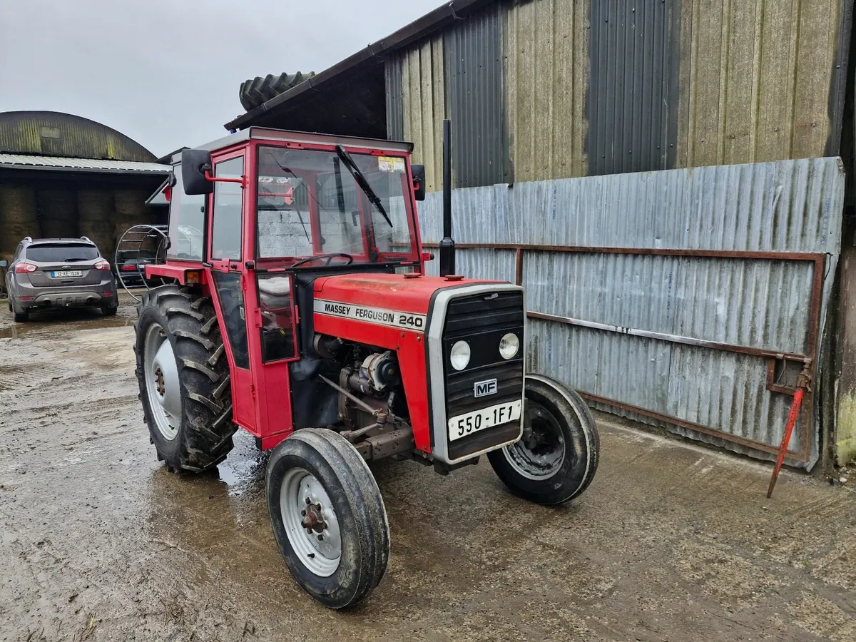Massey Ferguson 240 - Image 2