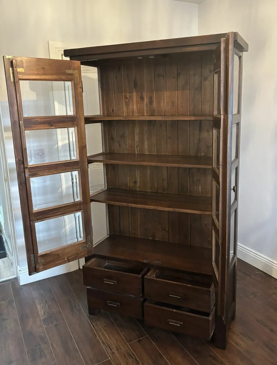 SOLID WOOD DISPLAY CABINET - Image 4