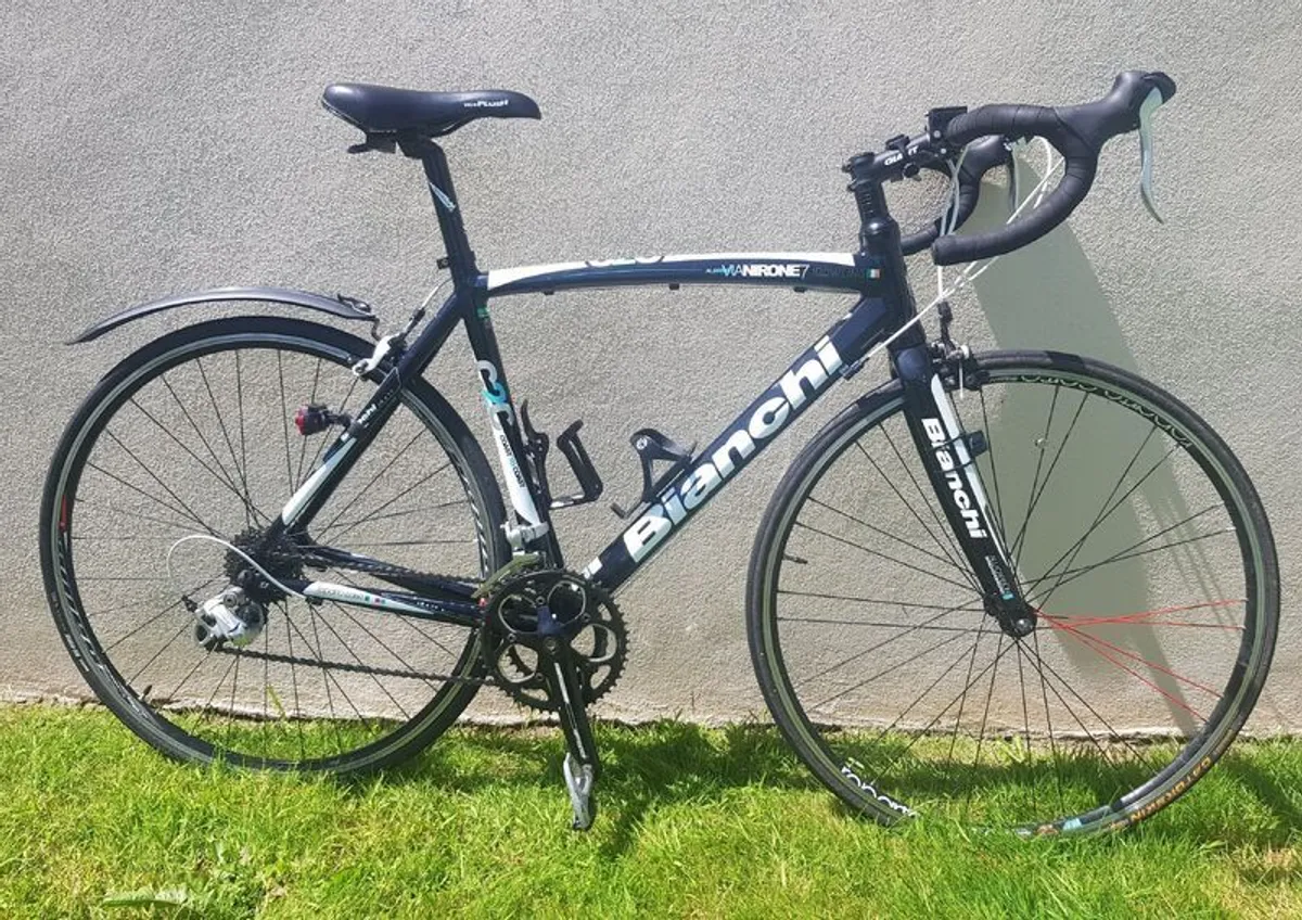 Bianchi Road Bike - Image 1