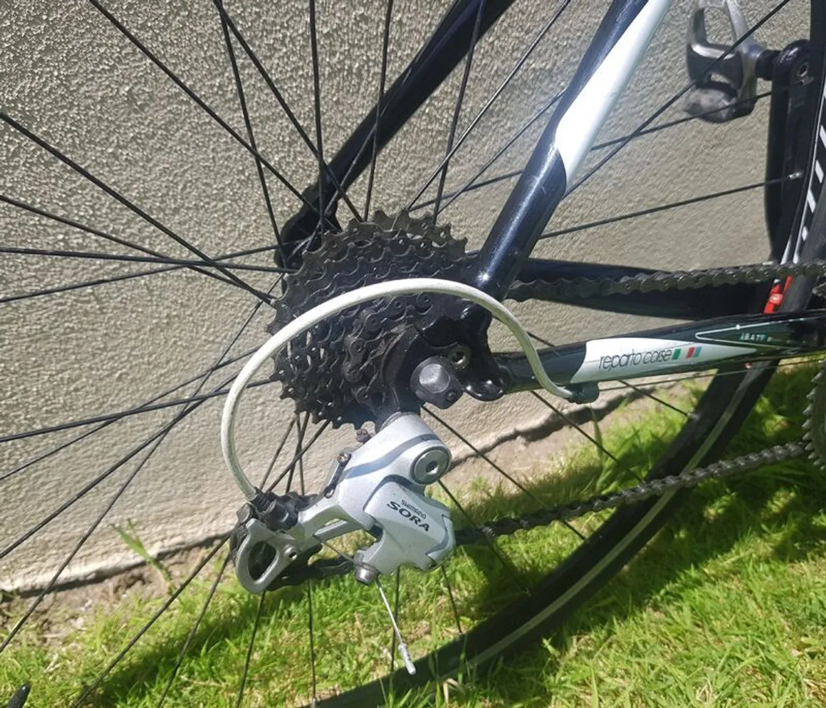 Bianchi Road Bike - Image 2